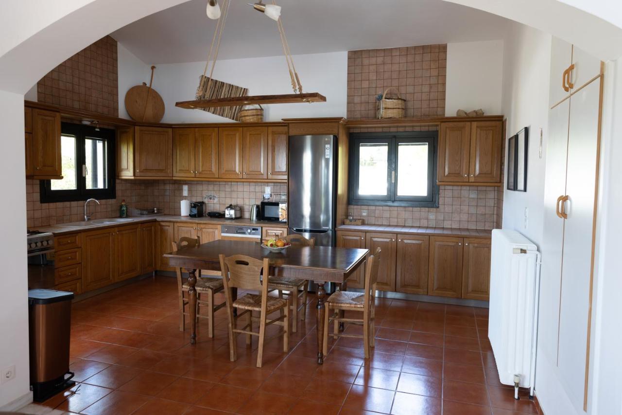 Kouvelia Country Home Luxury Villa Rental Nerotriviá Екстериор снимка