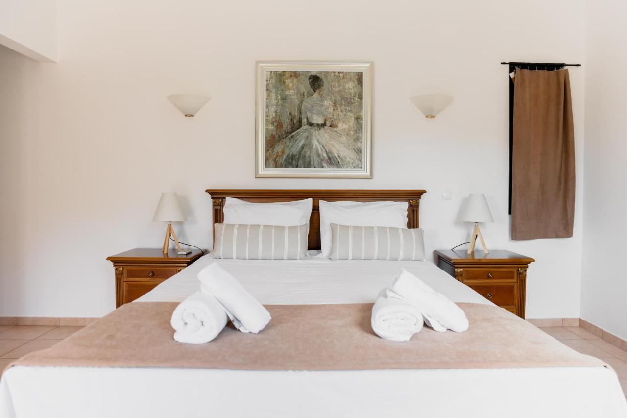 Kouvelia Country Home Luxury Villa Rental Nerotriviá Екстериор снимка