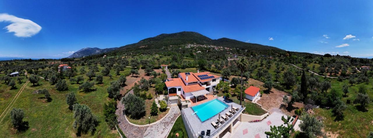 Kouvelia Country Home Luxury Villa Rental Nerotriviá Екстериор снимка
