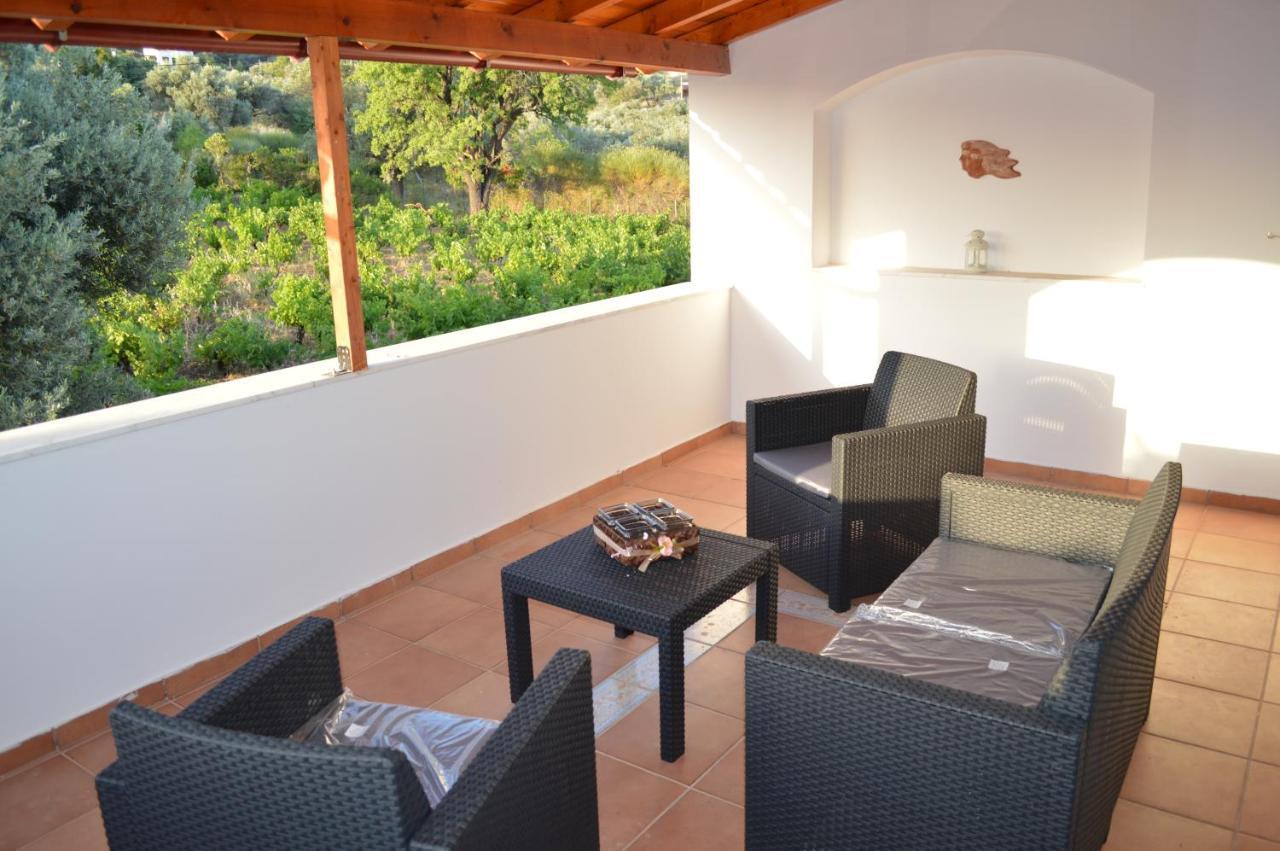 Kouvelia Country Home Luxury Villa Rental Nerotriviá Екстериор снимка